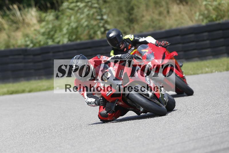 /27 12.06.2025 Ducati Schweiz Trackday Warmup  ADR/gelb-jeaune/10